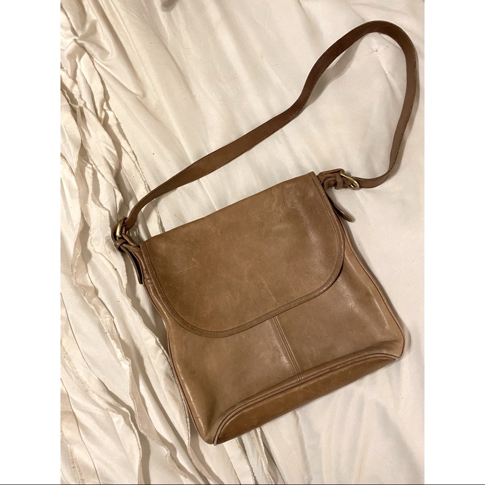 Vintage Coach Tan Leather Crossbody Bag